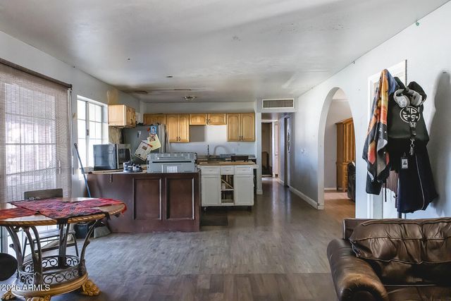 3138 W COLUMBINE Drive, Phoenix, AZ 85029