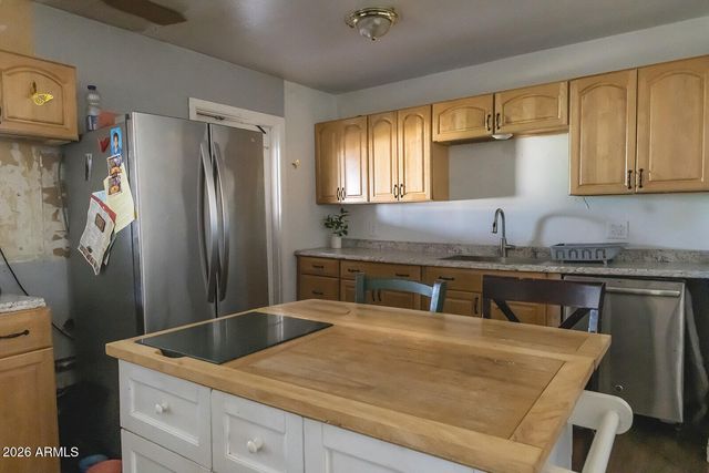 3138 W COLUMBINE Drive, Phoenix, AZ 85029