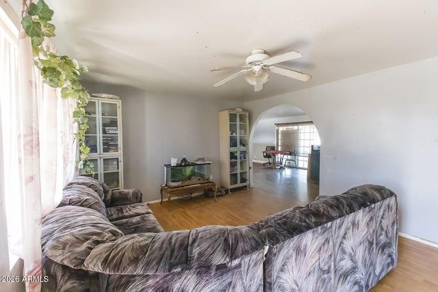 3138 W COLUMBINE Drive, Phoenix, AZ 85029