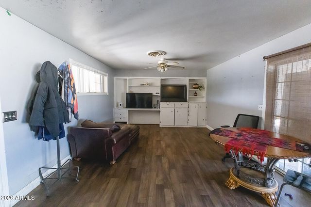 3138 W COLUMBINE Drive, Phoenix, AZ 85029