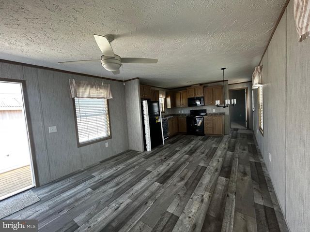 23 SHOAP DRIVE, Martinsburg, WV 25405