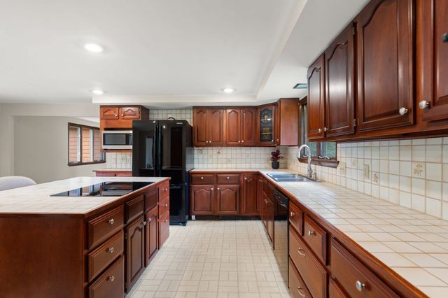 444 Clapboardtree Street, Westwood, MA 02090