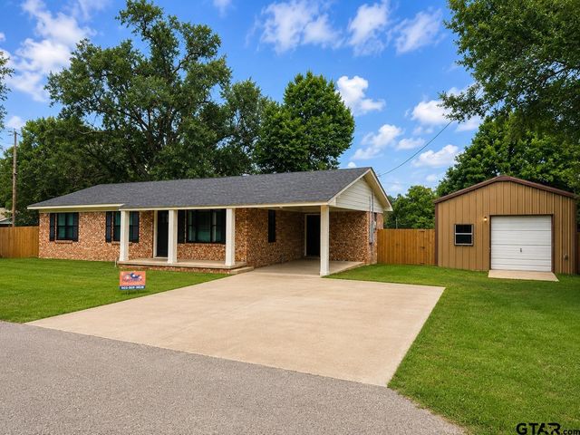 211 BETTS, Lindale, TX 75771