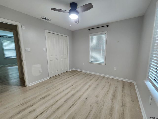 211 BETTS, Lindale, TX 75771