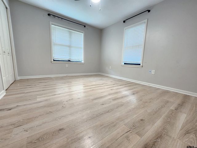 211 BETTS, Lindale, TX 75771