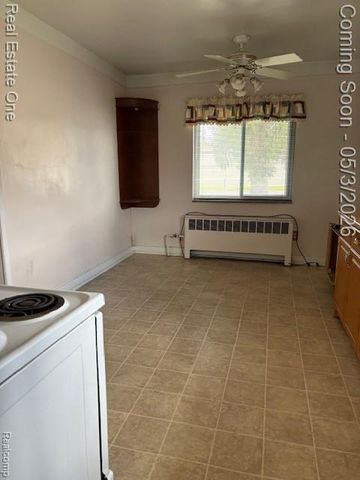 11629 Centralia, Redford, MI 48239