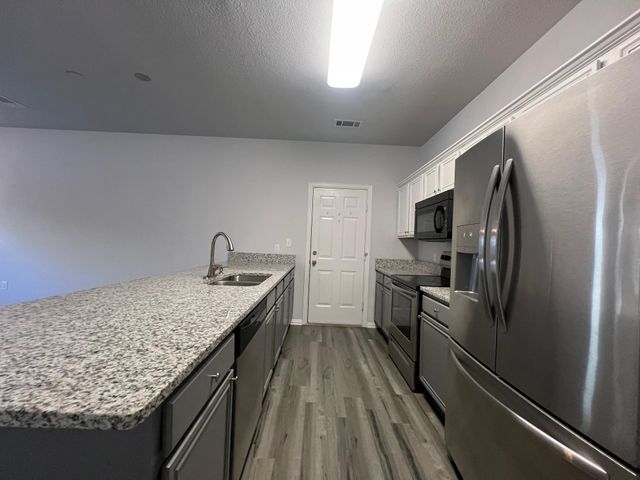 746 Carroll Lane, Lewisville, TX 75067