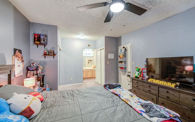 5757 W EUGIE Avenue 2116, Glendale, AZ 85304