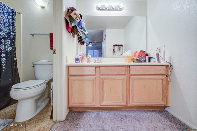 5757 W EUGIE Avenue 2116, Glendale, AZ 85304