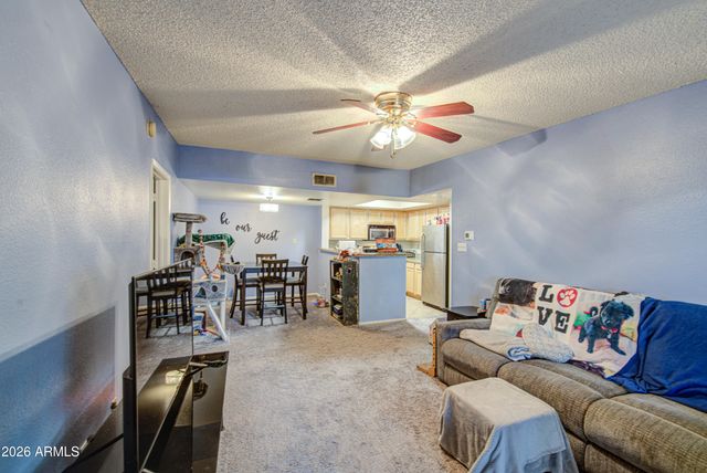5757 W EUGIE Avenue 2116, Glendale, AZ 85304
