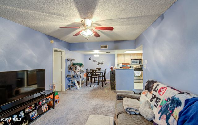 5757 W EUGIE Avenue 2116, Glendale, AZ 85304