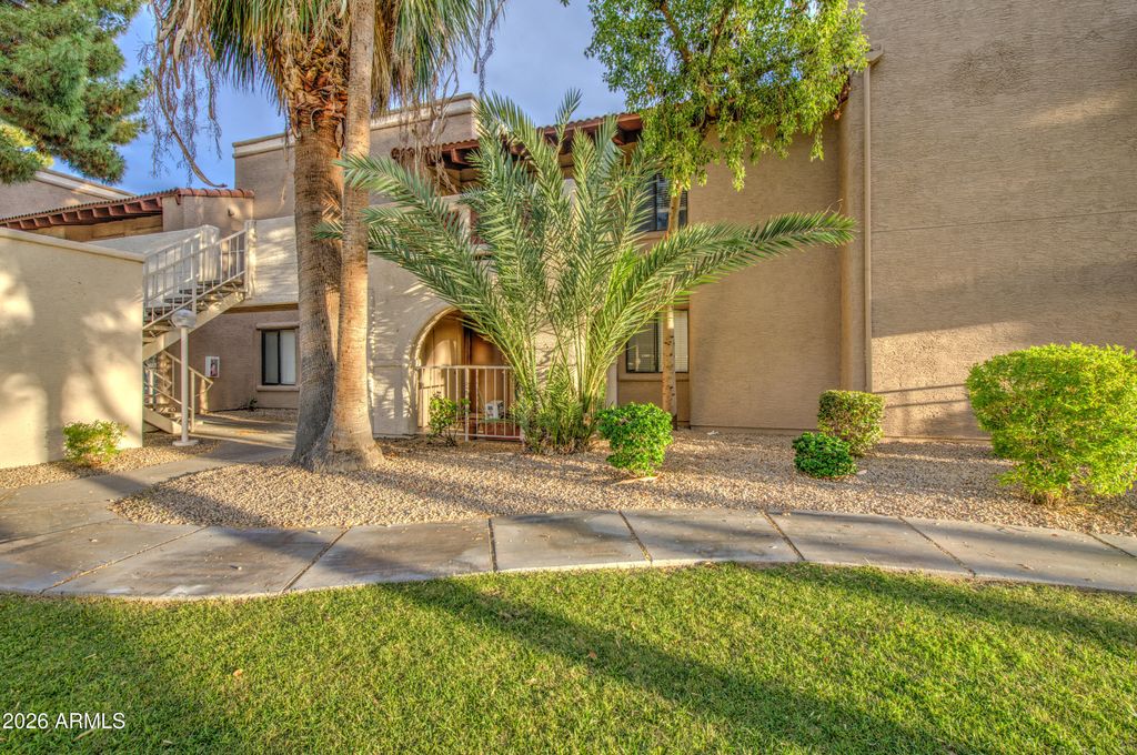 5757 W EUGIE Avenue 2116, Glendale, AZ 85304 — photo 2