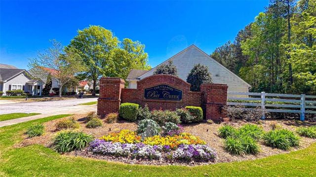 3835 Hawk Tail Drive, Loganville, GA 30052