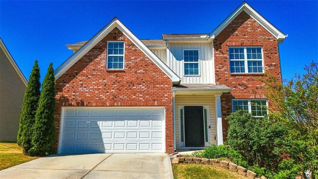 3835 Hawk Tail Drive, Loganville, GA 30052