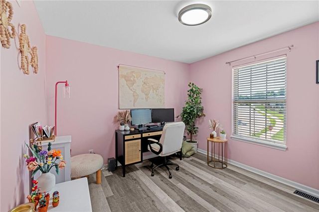 730 E 13th Court, Kearney, MO 64060