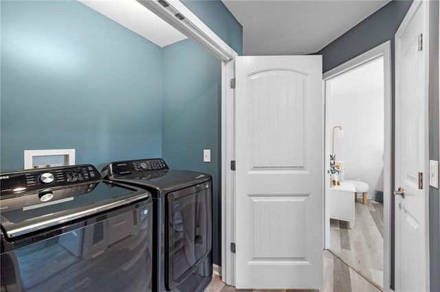 730 E 13th Court, Kearney, MO 64060