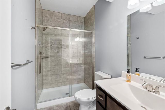 730 E 13th Court, Kearney, MO 64060