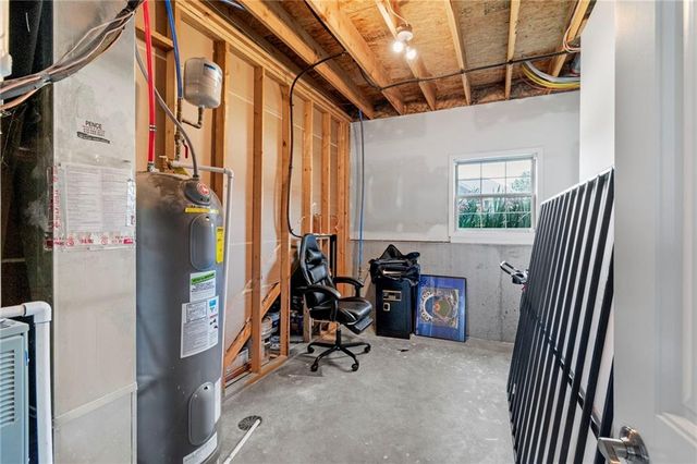 730 E 13th Court, Kearney, MO 64060