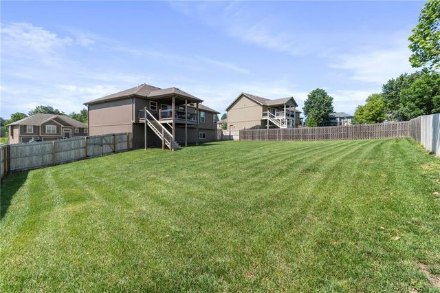 730 E 13th Court, Kearney, MO 64060