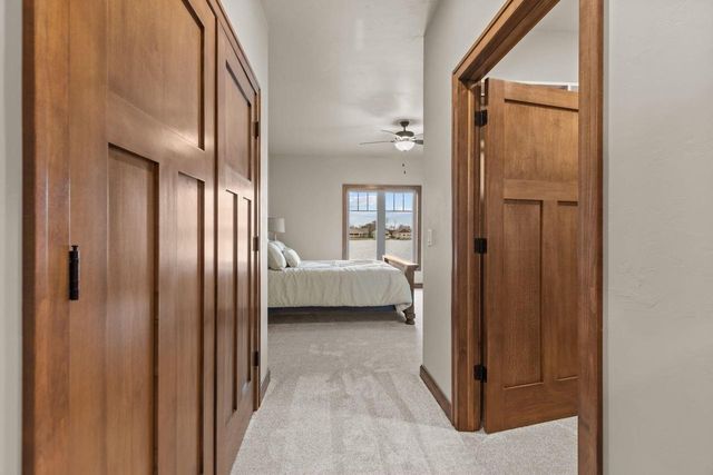 1373 PRAIRIE LAKE CIRCLE, Neenah, WI 54956
