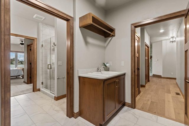 1373 PRAIRIE LAKE CIRCLE, Neenah, WI 54956