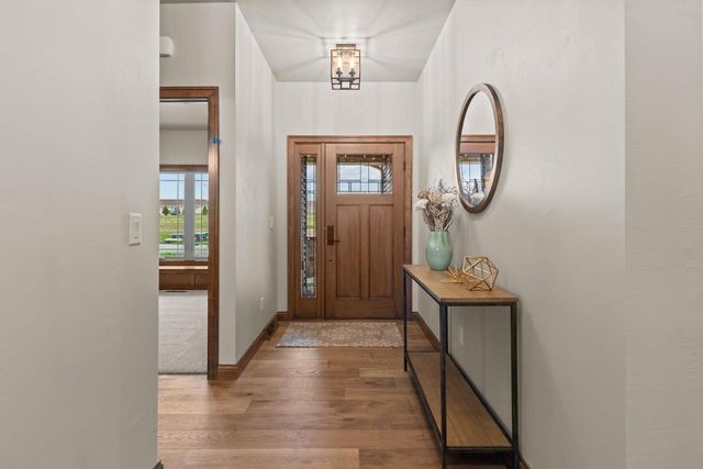 1373 PRAIRIE LAKE CIRCLE, Neenah, WI 54956