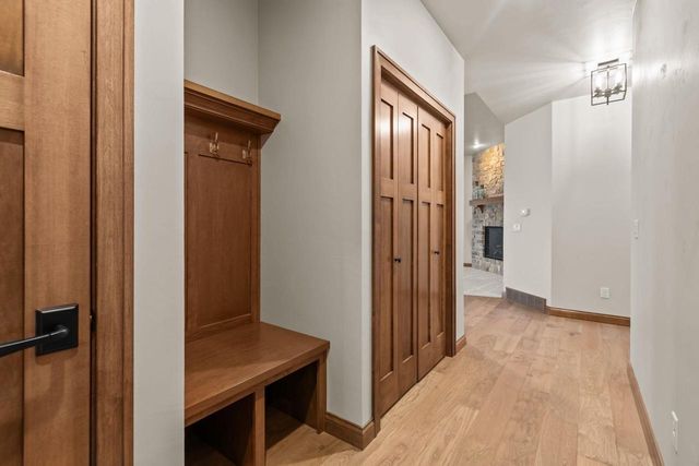 1373 PRAIRIE LAKE CIRCLE, Neenah, WI 54956