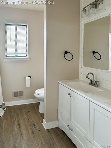 40812 Highpointe Drive 24, Clinton Township, MI 48038