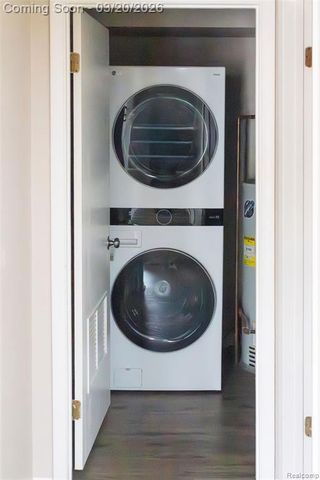 40812 Highpointe Drive 24, Clinton Township, MI 48038