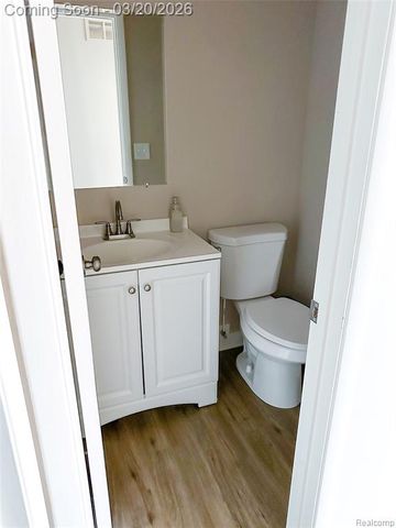 40812 Highpointe Drive 24, Clinton Township, MI 48038