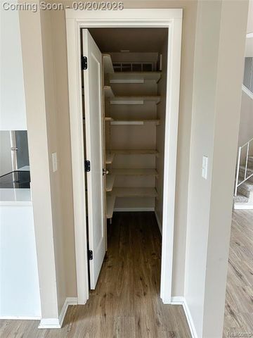 40812 Highpointe Drive 24, Clinton Township, MI 48038