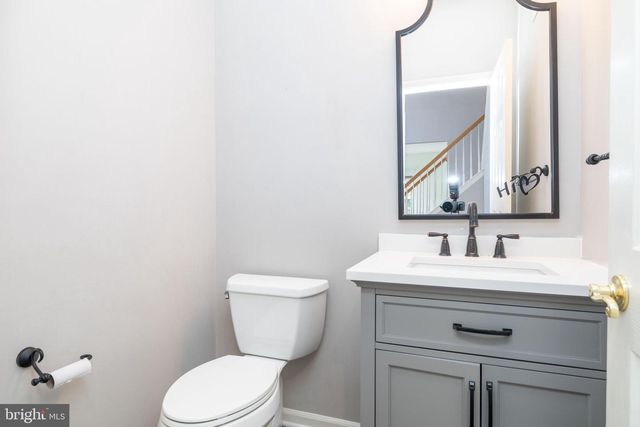 8 STIRLING, Newark, DE 19702