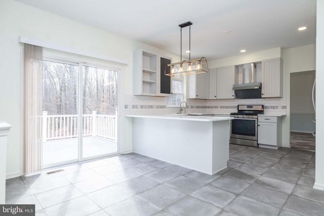 8 STIRLING, Newark, DE 19702