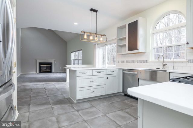 8 STIRLING, Newark, DE 19702