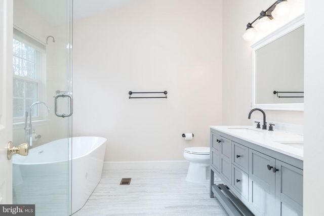 8 STIRLING, Newark, DE 19702