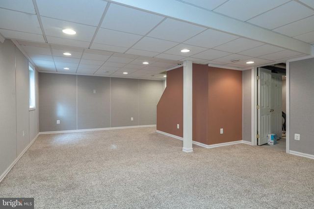 8 STIRLING, Newark, DE 19702