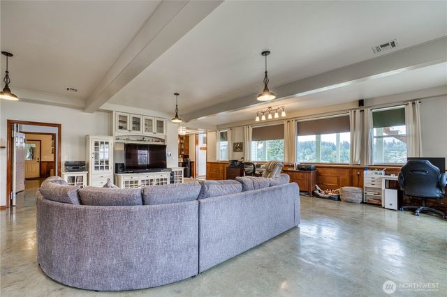 481 E Leeds, Shelton, WA 98584