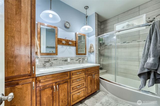 481 E Leeds, Shelton, WA 98584