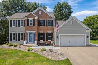 1718 Cornerstone Street SW, Hartville, OH 44632