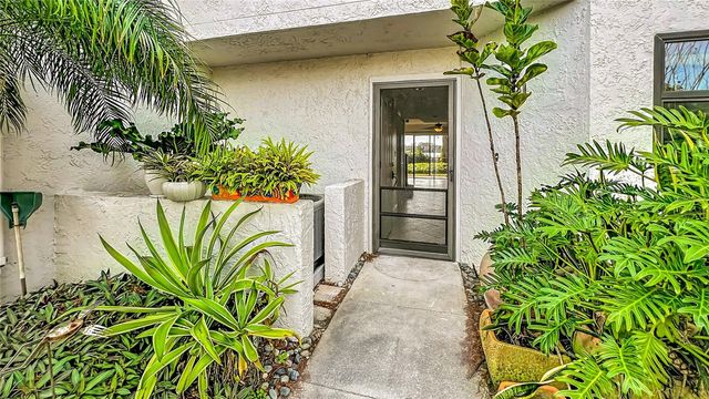 630 KILLARNEY BAY COURT 3, Winter Park, FL 32789