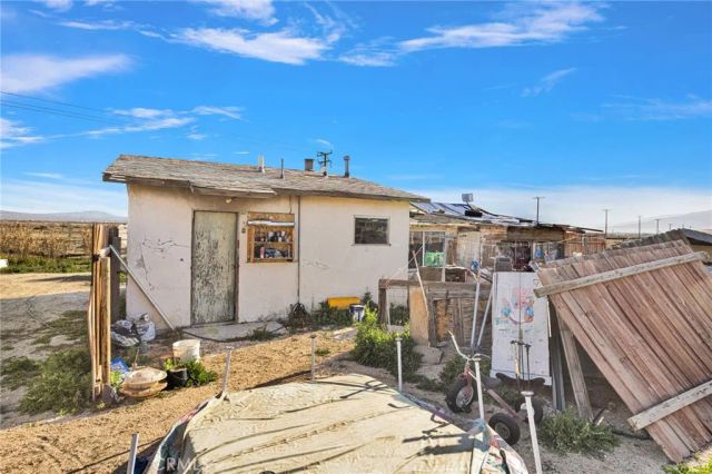 11805 Cove, Lucerne Valley, CA 92356