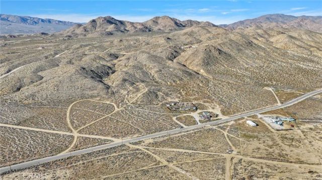 11805 Cove, Lucerne Valley, CA 92356