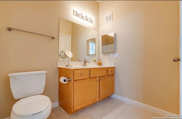 6160 Eckhert Rd Apt 103, San Antonio, TX 78240