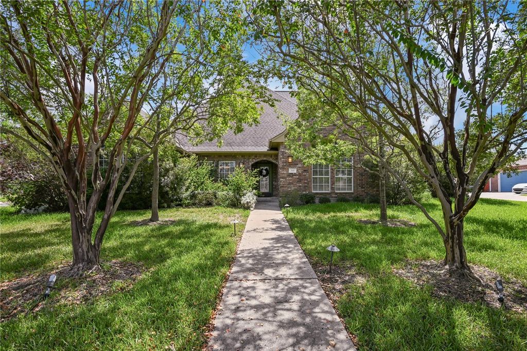 713 Willow Loop, College Station, TX 77845 — exterior