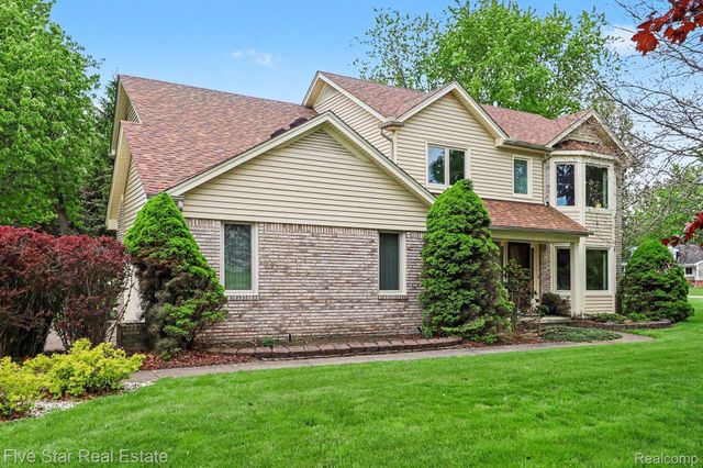 10100 Abrams Fork, Brighton Township, MI 48114