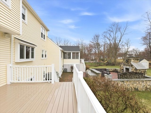 38 Old Farm Road, Abington, MA 02351