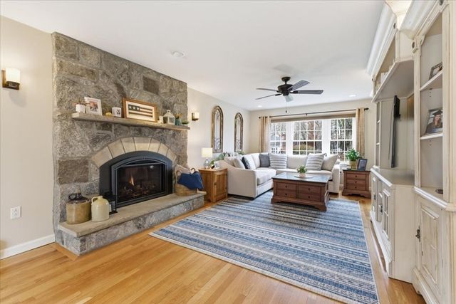 38 Old Farm Road, Abington, MA 02351