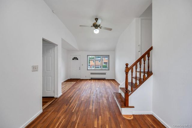 125 S 5th Street, Bethpage, NY 11714