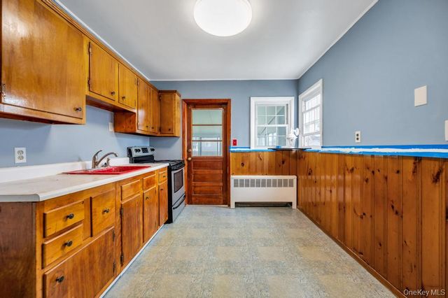 125 S 5th Street, Bethpage, NY 11714