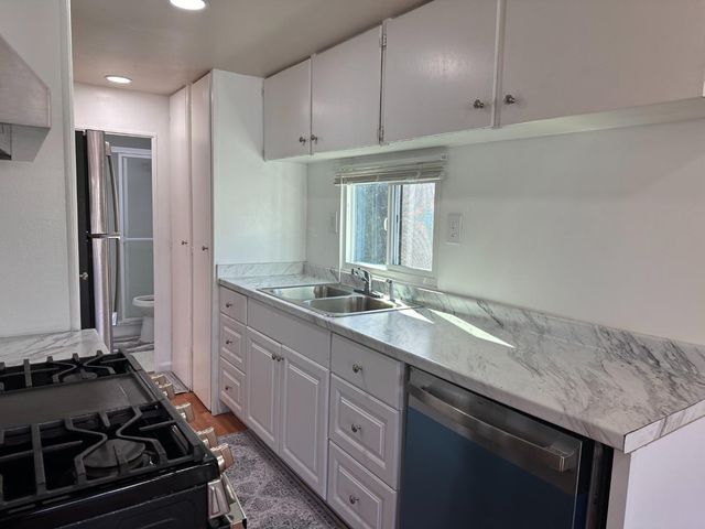 835 Kimball 43, Seaside, CA 93955